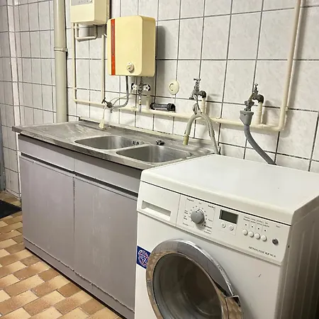 Bege Proteam Base Semesterbostad