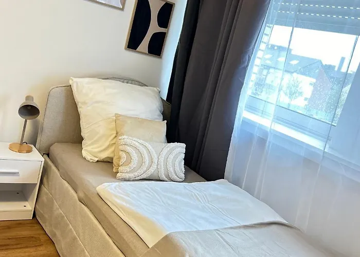 Bege Proteam Base Vakantiehuis *